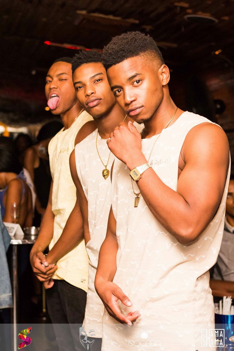 iamCaroline_M's tweet image. #IssaMCM 😍😍 #LiberosisCL