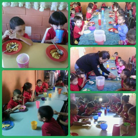#FelizLunes 🌞 Gracias al <a href="/GobiernoAragua/">Gobierno de Aragua</a> y nuestra Gob. <a href="/CarylBertho/">Caryl Bertho</a> estudiantes reciben alimentación balanceada #NoContabanConLosCLAP