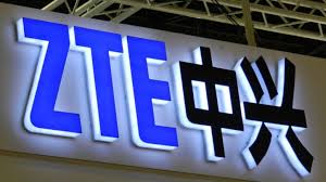 RadioInter_es's tweet photo. En #WorldEcommerce tratamos la tecnología #5G con Jia Wei @ZTE_es y ArturoAzcorra Catedrático de la @uc3m director @IMDEA_Networks @5TONIC https://t.co/TPDvwzd5PR
