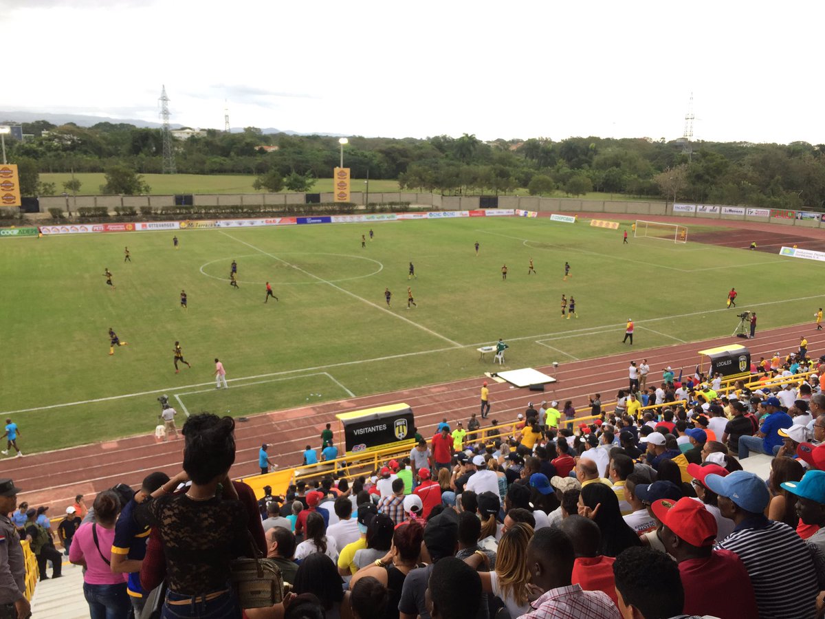 camafeonline's tweet photo. @SomosFutbolRD @AyLaccessories @mocafcc https://t.co/9jqGfLZkuZ