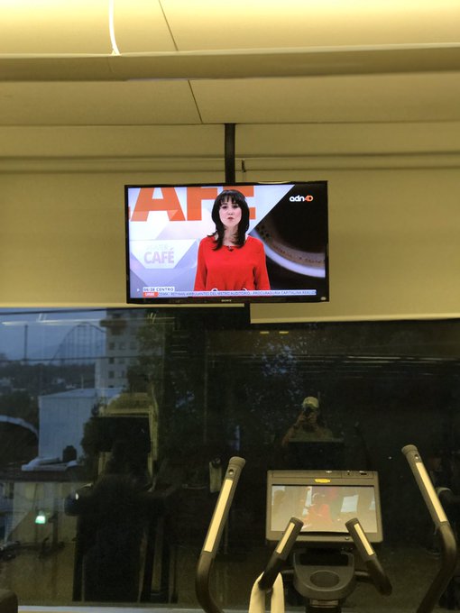 La mejor combinaci&oacute;n para empezar la semana: un poco de ejercicio, mientras vemos #PrimerCafe con @monicagarzag<a href="/tag/primercafe"class="tags"><span>#primercafe</span></a><a href="/tag/adn40"class="tags"><span>#adn40</span></a>