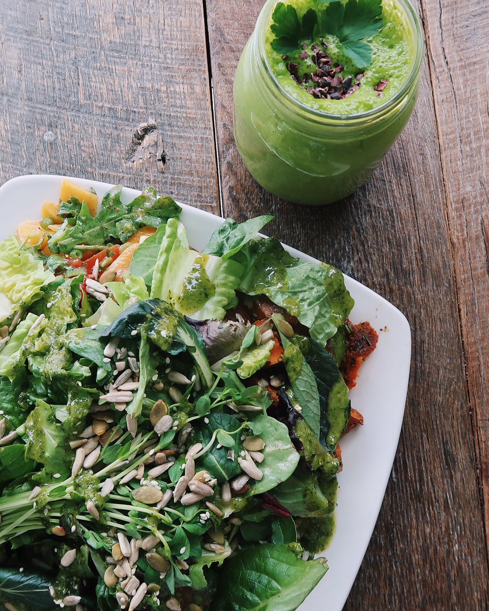 All #Green Everything. 😎🍵🍏🍐 #LaPanthereVerte
