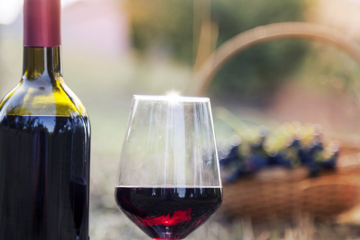 ChevalierWines's tweet photo. "Made from 50% Grenache, 40% Syrah and 10% Cinsault that was aged all in concrete tank..."— The Wine Advocate 🍷 https://t.co/ncMU4siZvC https://t.co/KXTG4kuppH
