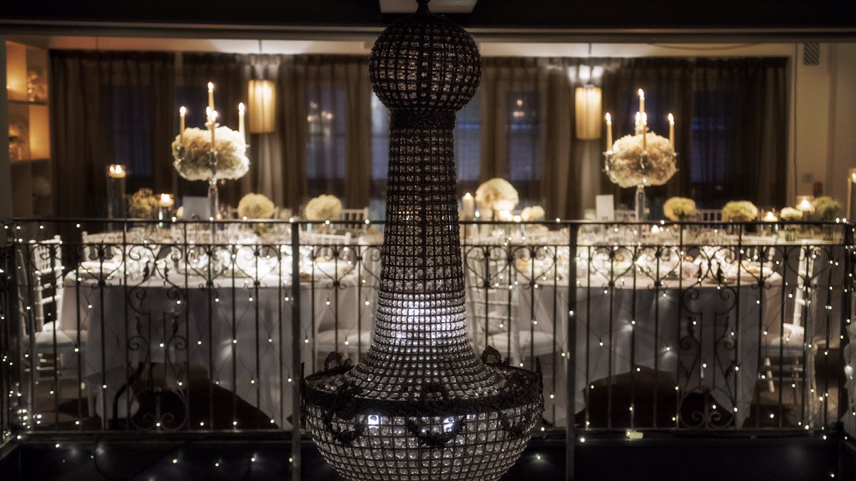 EventDressing's tweet image. 💕 Love these images from Mr &amp;amp; Mrs Midgelow's #wedding at the very stunning @GreatJohnStreet #manchester #cheshire #eventdressingcheshire 💕