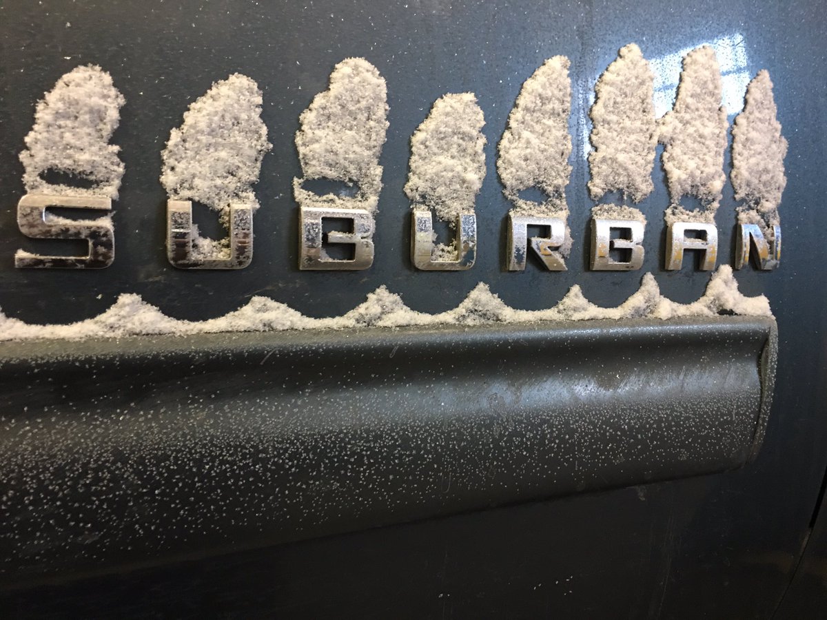 RedNeck_Kev's tweet photo. It's a cold day today! @chevrolet #chevy #Suburban #NorthDakota https://t.co/2LWUMnEdR3