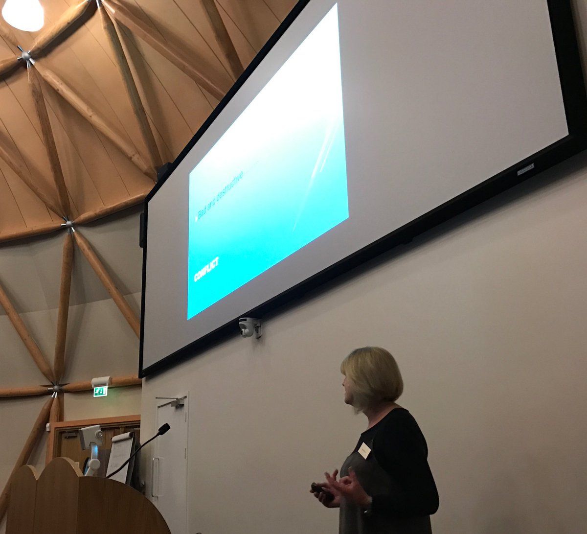 VasudevanChakra's tweet photo. Workshop on building trust and managing conflicts - Jan Aldridge @MartinHouseCH @BTHFT #2ndABC #conflictresolution https://t.co/JRHHkCLM62