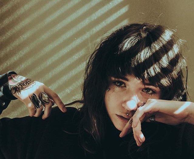 ↠ where you go, she casts no shadow. still you know she's near.