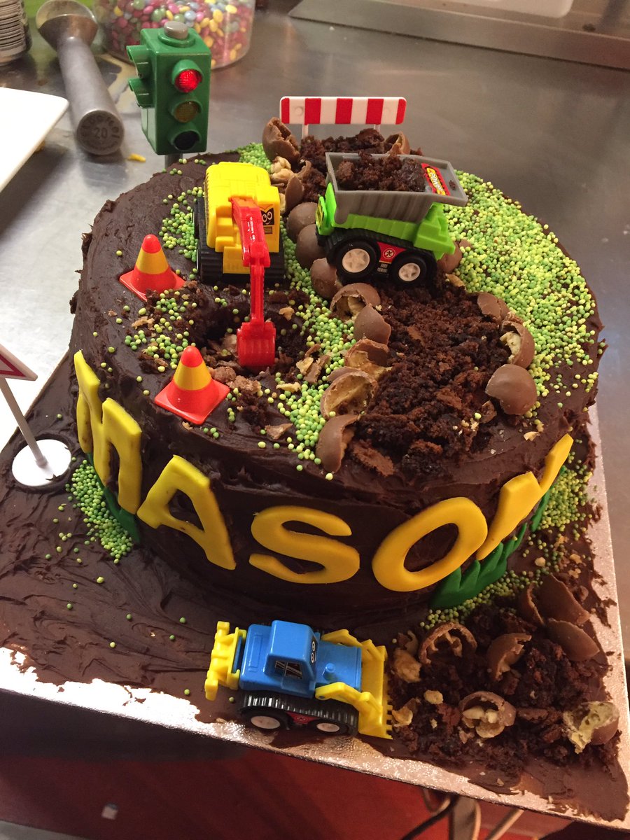 The coolest came ever with working traffic lights!!!! <a href="/SpencerGraydon/">Spencer Graydon</a> @DianeMcQueen88 <a href="/WeAreSUGM/">WeAreSUGM</a>