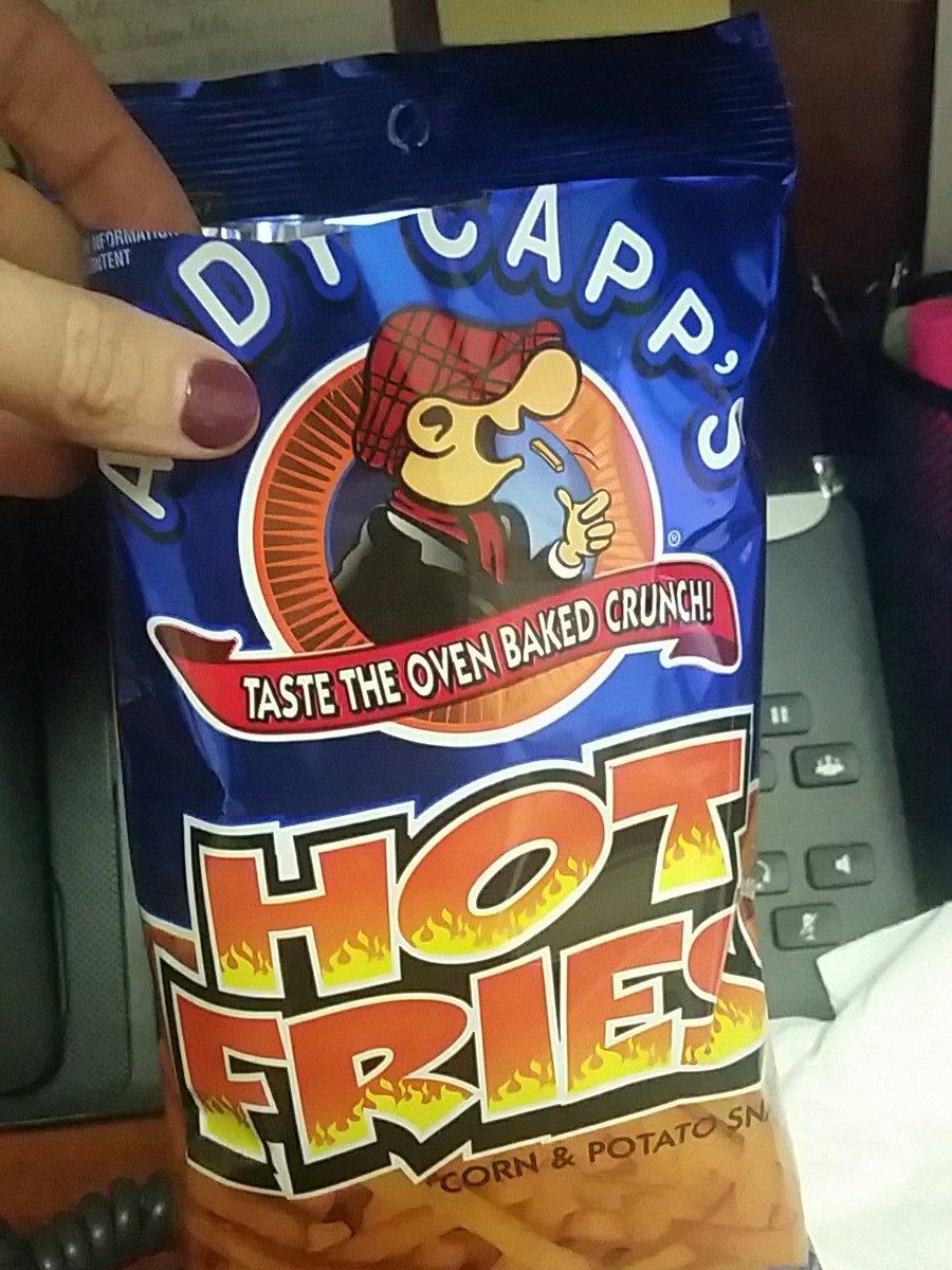 lee_bossy5's tweet photo. Nothing like some #andycapps hot fries at 10am! #yeahbaby #eatingthemall #hotfries https://t.co/RYjTGDAMmo