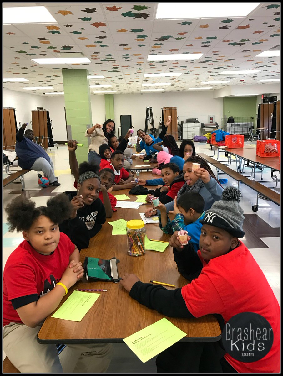 BrashearCARES's tweet photo. Check out our first food & garden club collab w/the Neighborhood Learning Alliance! @PPSnews @APOSTpgh https://t.co/iWM6wNXIRd #PutGoodIn https://t.co/JAXXjA6eOm