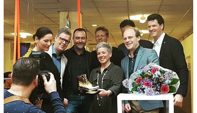 ANWR reikt Gouden Schoen voor derde keer uit aan <a href="/Dureashoes/">Durea Shoes</a> ! Durea zelf geeft 50 gouden GO-schoenen weg! Gefeliciteerd!