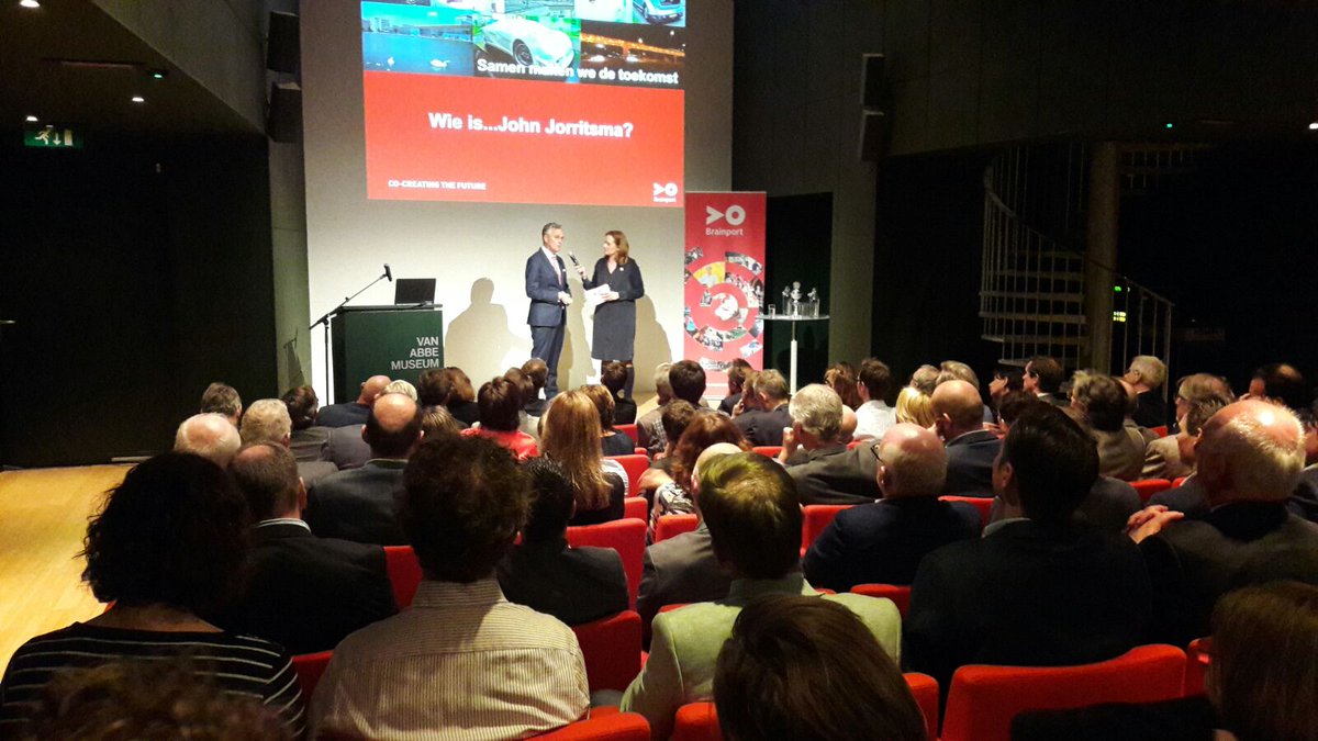 .<a href="/JJorritsma040/">John Jorritsma</a> tijdens #Brainport meets Brainport: 'Ik heb deze innovatieve regio altijd al op mijn netvlies gehad' <a href="/vanabbemuseum/">Van Abbemuseum</a>
