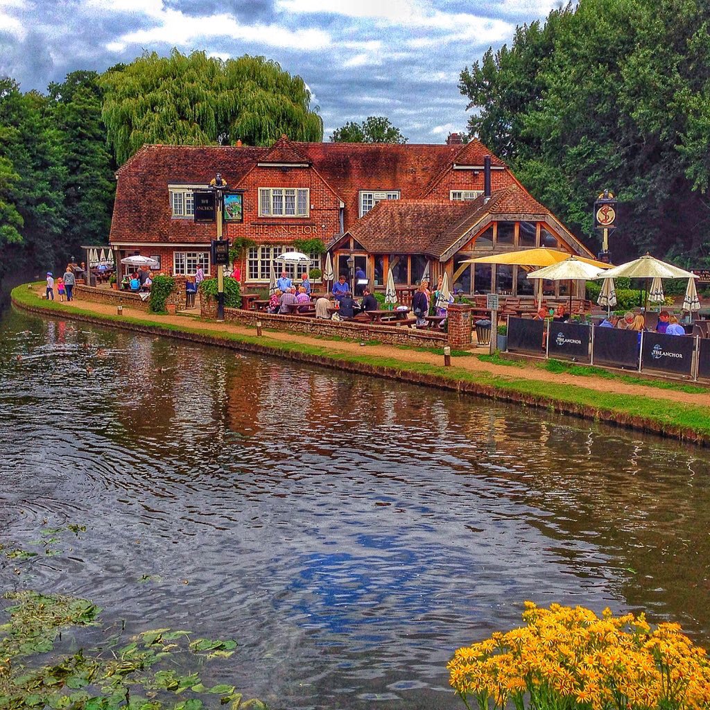 PyrfordBeers's tweet photo. The Anchor by Pyrford Lock https://t.co/jMPl4TYZqi