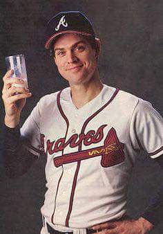  Happy birthday Dale Murphy, America\s milk drinker! 