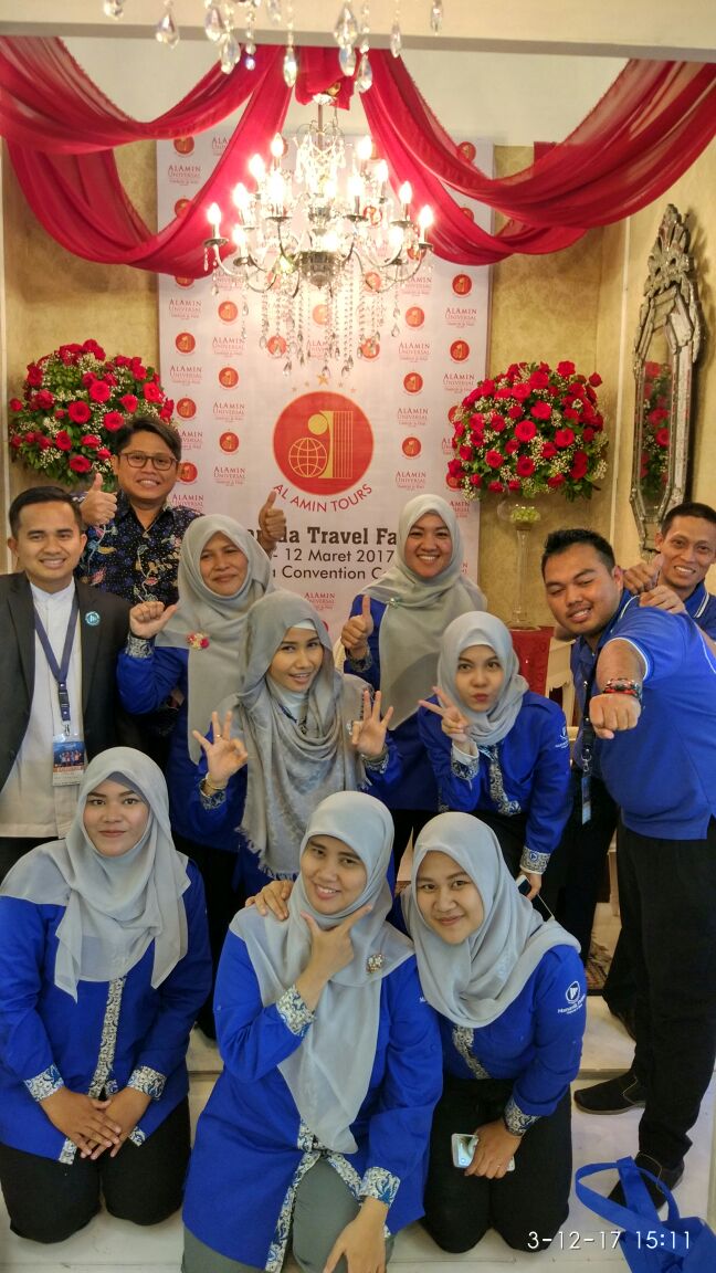 AlAminTours's tweet photo. We are blue forces of MP troops! Yeaayyyy... Go Umroh and Get the Iphone 6 plus!
#GATF2017 #AlAminTours #ManasikPrima #AlAminGroup https://t.co/XNeOwBGiEX