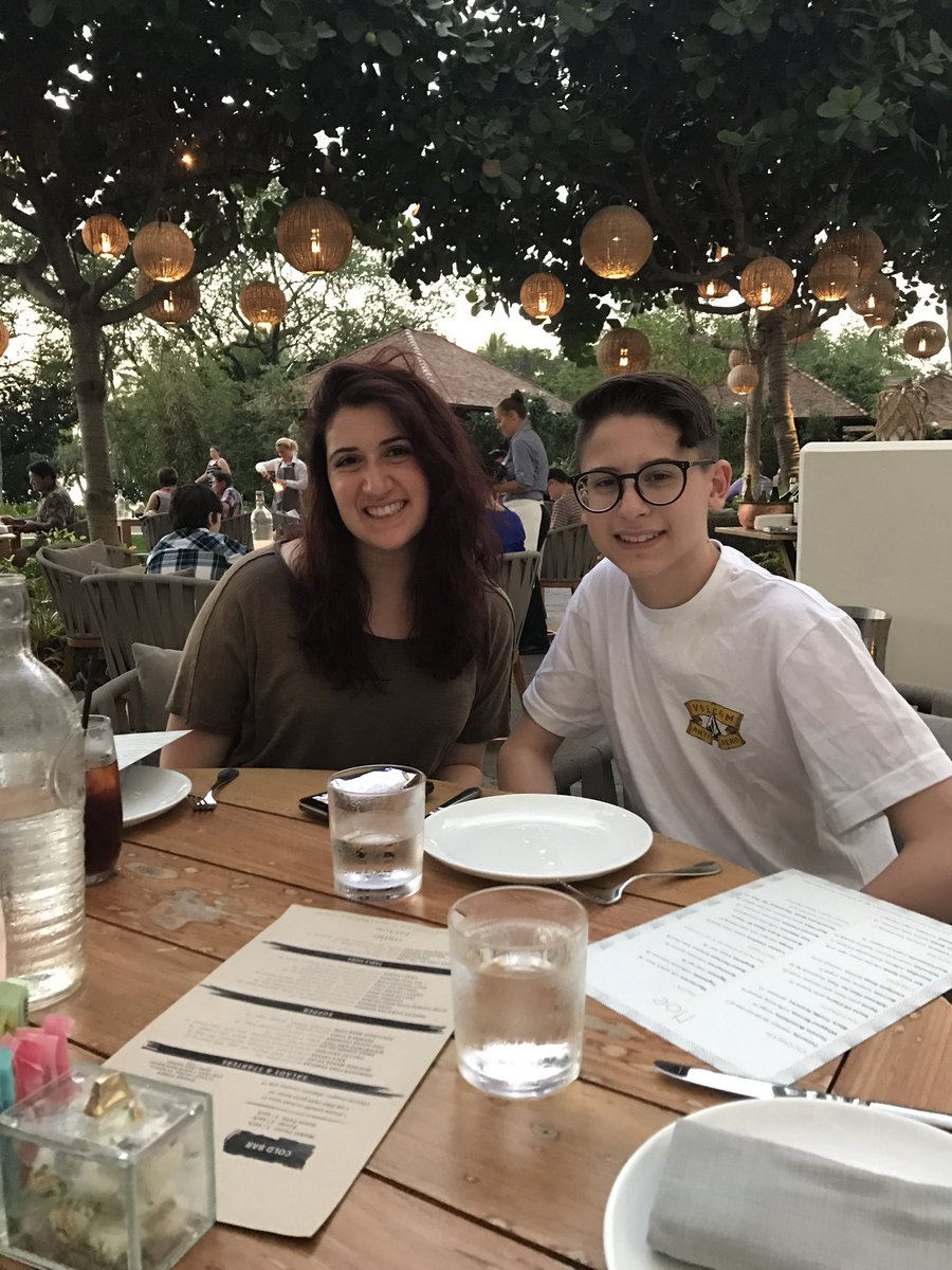 lisastarrstyle's tweet photo. #thekiddiesinparadidse https://t.co/RMtlWTaZsp