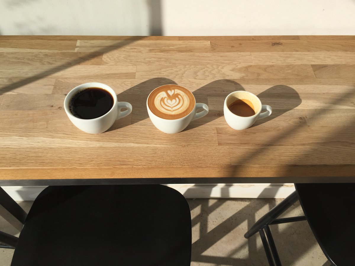 #Hammersmith Zain's got the delicious Kayon Mountain in the hopper this afternoon &amp; the cracking Bosque in the batch brewer <a href="/aircraftfactory/">The Aircraft Factory</a>