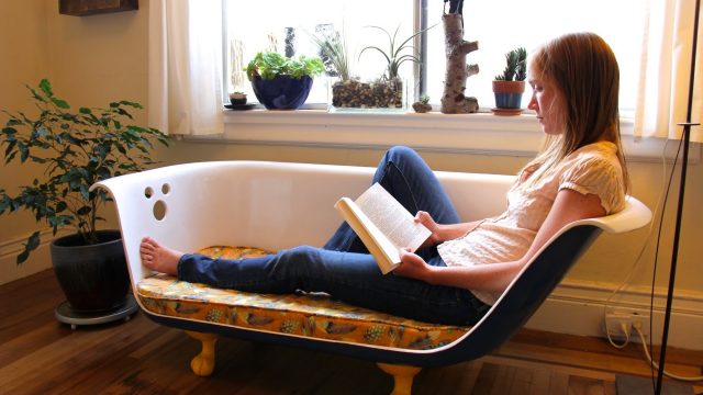 HomesteadNotes's tweet photo. He cut a bathtub up and turned it into this - https://t.co/TX3Dq6MRaW https://t.co/JeUOYDPprW