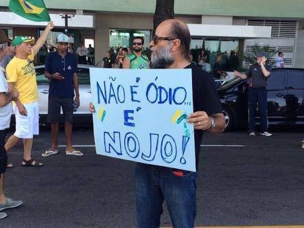 pertodevocels's tweet image. Sobre essa produção deixando a Emilly no jogo ainda #bbb17