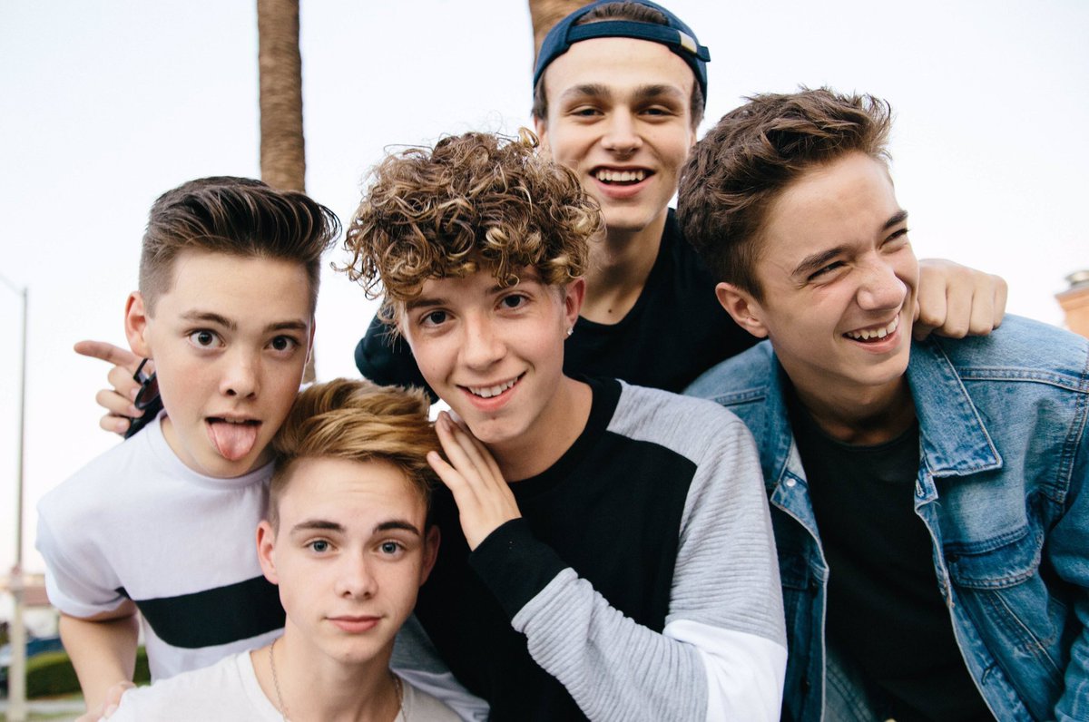 besideherron's tweet photo. OMFG WE DID IT Y'ALL @whydontwemusic #WDWto100KonIG #6MonthsOfWDW #NGKVideoOutNow โค๏ธโค๏ธโค๏ธ SO PROUD ๐ญ https://t.co/SLblZQszAo