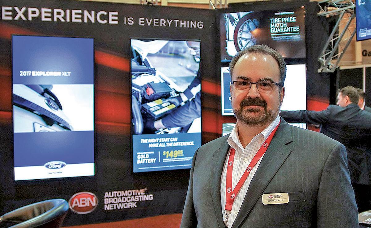 GM mandates video in stores on <a href="/Automotive_News/">Automotive News</a> autonews.com/article/201703…