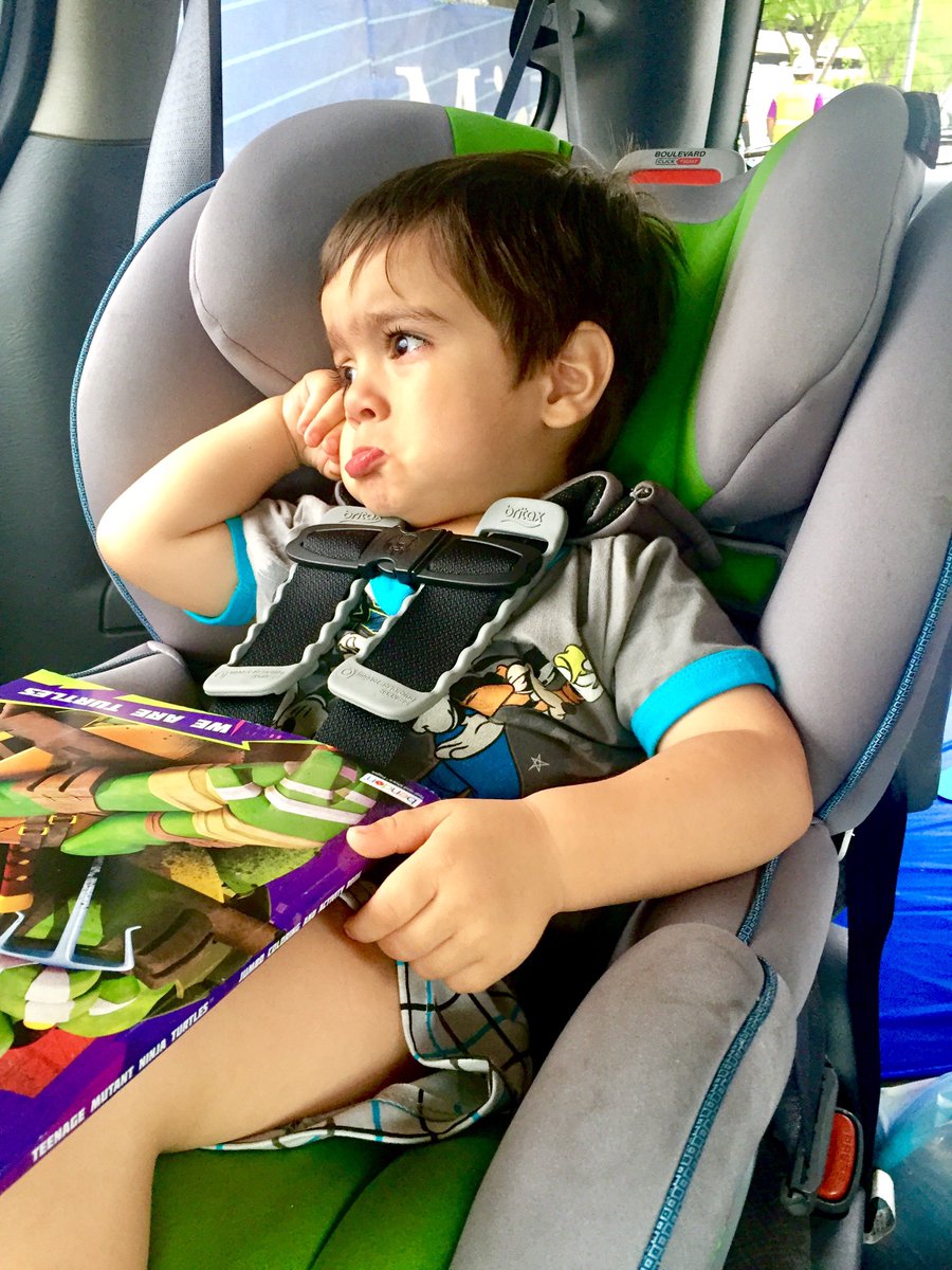BrianBoet's tweet photo. Saying “no” to this face is the hardest thing ever. #daddylife https://t.co/E3SWob2rml