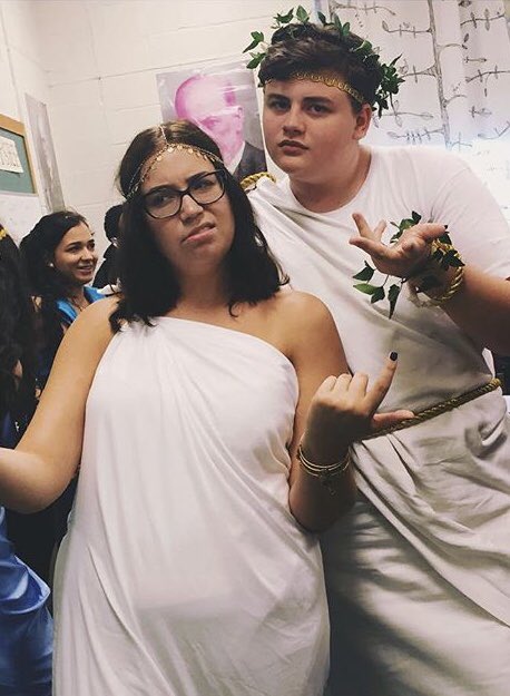 LoganHeflin's tweet photo. HAPPY NASTY 1️⃣9️⃣ TO MY HOME GIRL JORDYN RAE! I hope your day at Disney was magical💞🎉 @JordanRae137 https://t.co/6Vr5PZ6U8V