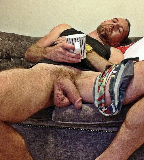 C7-TP6UV4AEOqmy.jpg:large