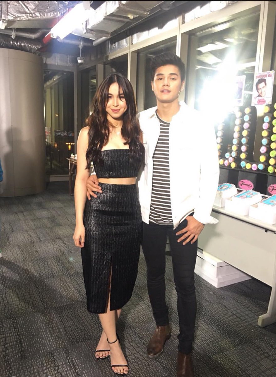 TeamRonLia_OFC's tweet photo. J &amp; R

RONLIA HotterThanSummer https://t.co/bo2AQJTXPp