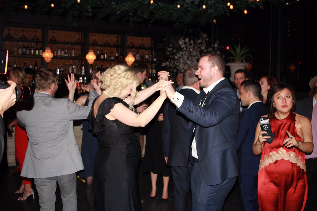 djtwint's tweet photo. I had an awesome time djing Tony & Amy's wedding!!.. 3/25/17 #weddingrecap #saturdaynightlive https://t.co/GMFoHDnmGX