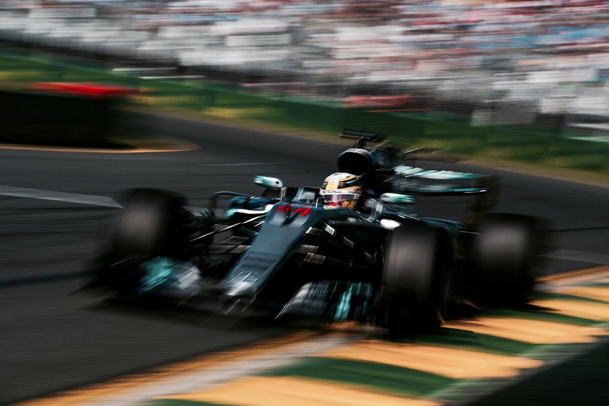 El equipo <a href="/MercedesAMGF1/">Mercedes-AMG PETRONAS F1 Team</a> logra el 2-3 en el #AusGP, segundo para <a href="/LewisHamilton/">Lewis Hamilton</a> y tercero para <a href="/ValtteriBottas/">Valtteri Bottas</a> ¡Enhorabuena!