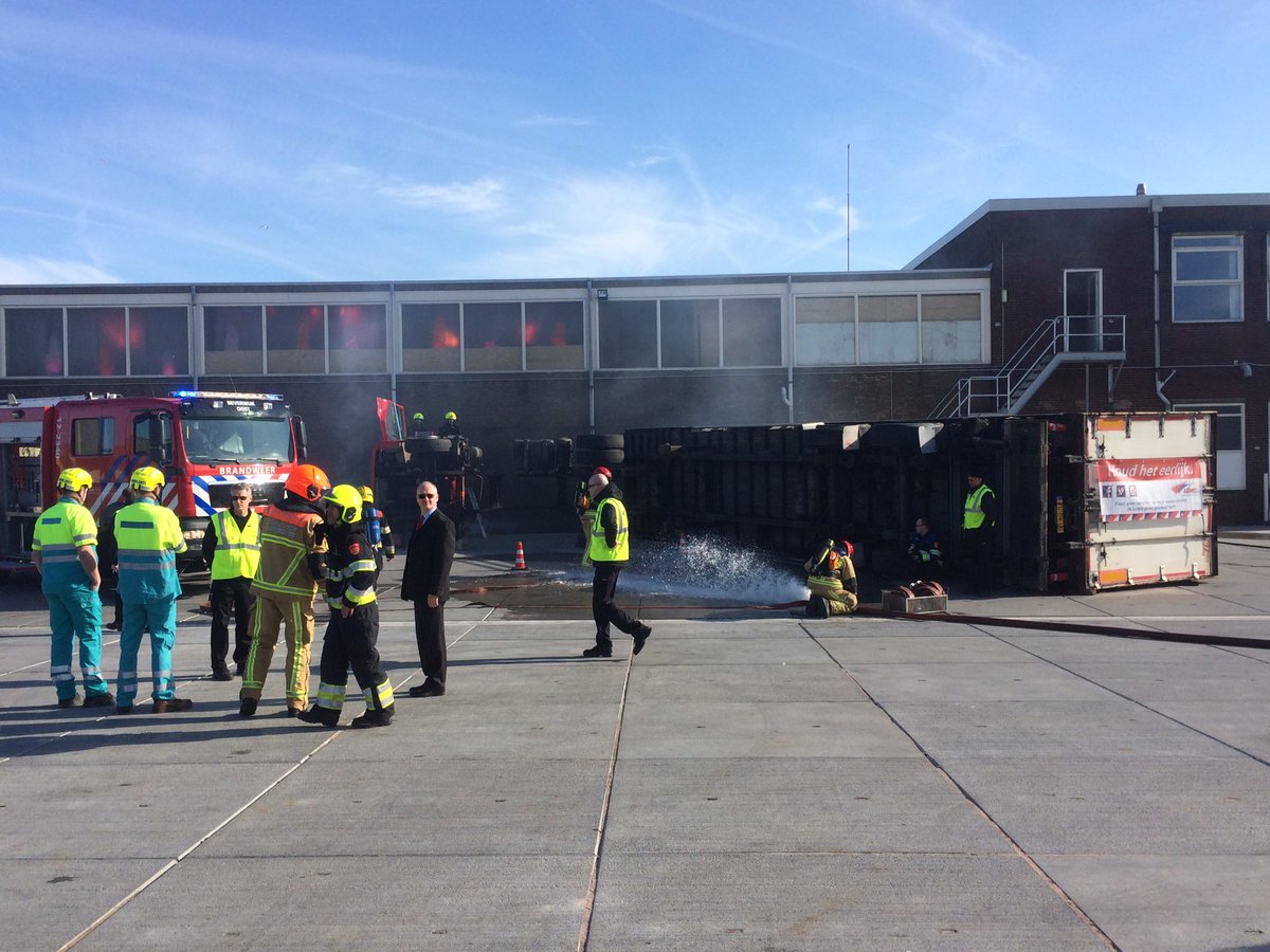 Eerste dag als prov. coördinator <a href="/ABWCNoordHollan/">ABWCNoordHolland</a>: schakelen van binnen naar buiten door geweldige enscenering door post Beverwijk.