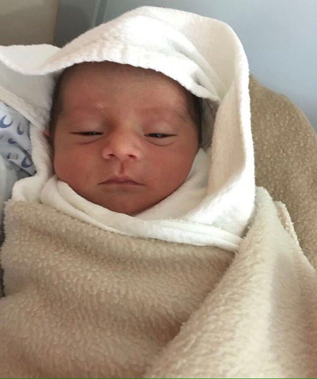 itzelcespedes's tweet image. Regina está hermosisima! Sé que serás una gran papá ❤ @luisitorey Ya la amo UuU