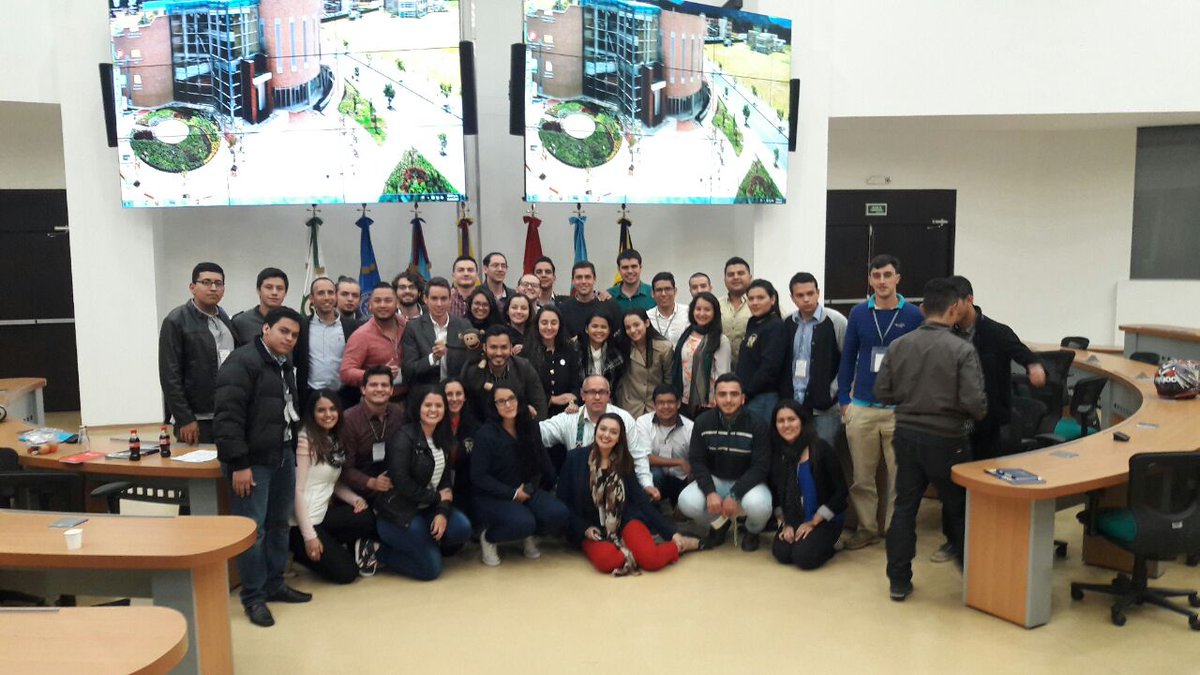 AndresSalazarUN's tweet photo. Finaliza III Encuentro Líderes Universitarios listo aporte a Foro Nal Participación. Listo horizonte x democratización en IES
#GeneraciónPaz https://t.co/Mani9mcbZm