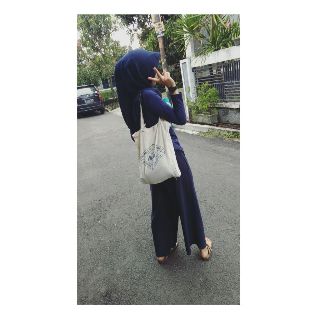 nanajuleha's tweet photo. Masih jauh dari kata SEMPURNA tapi setidak nya saya berusaha untuk jadi yg lebih lebih lebih baik lgi https://t.co/VWkWgXPgMf