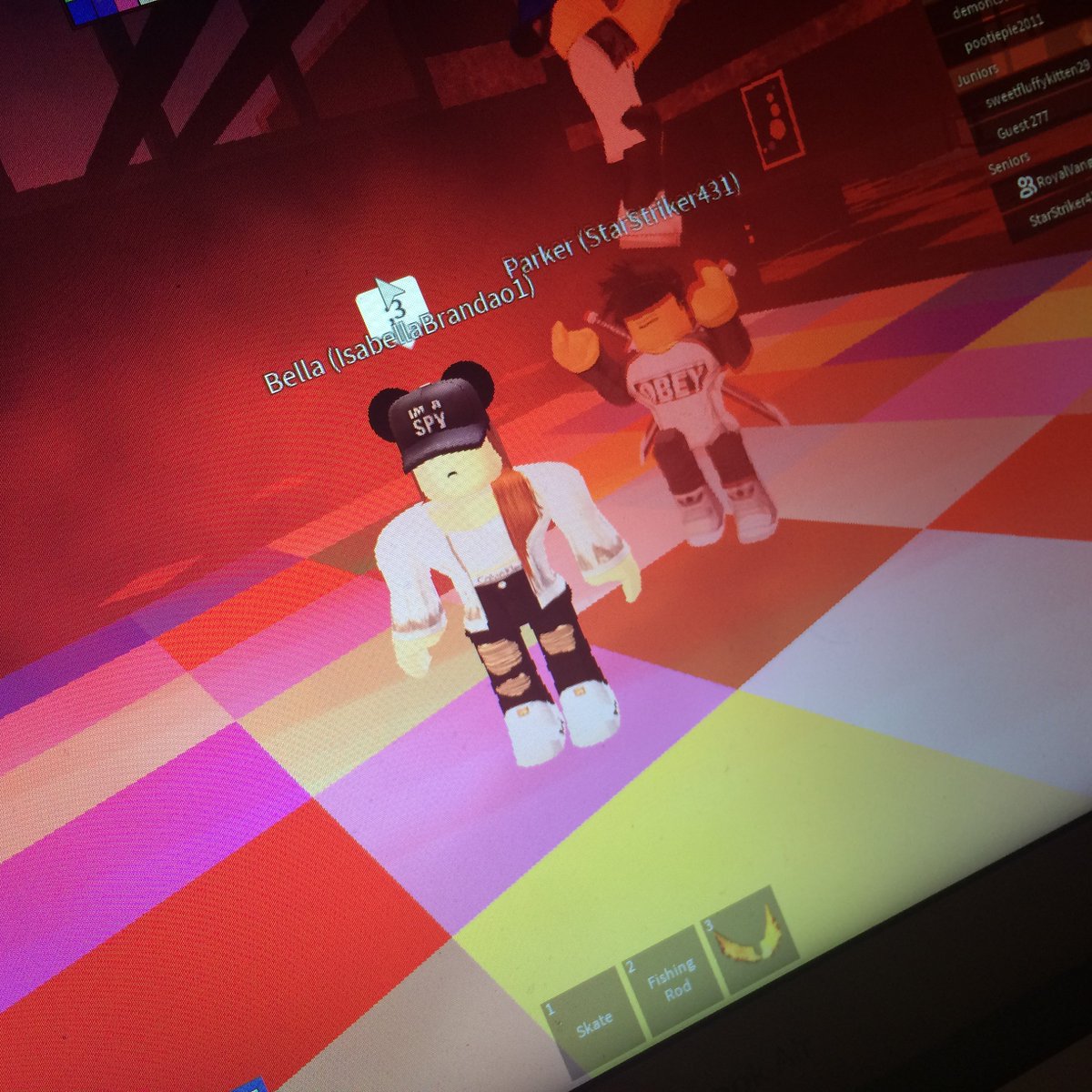 IsabellaBran1's tweet image. #RobloxParty✌🏻😍😘