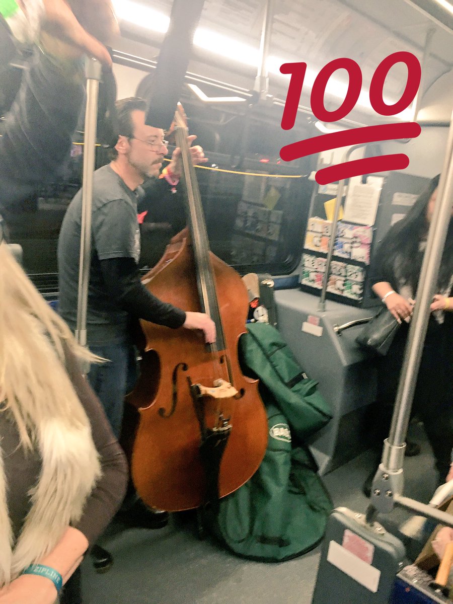 paleomedia's tweet photo. Best week ever for @ValleyRide crew. #hugabusdriver #publictransit4life https://t.co/iZAWI0PdrO