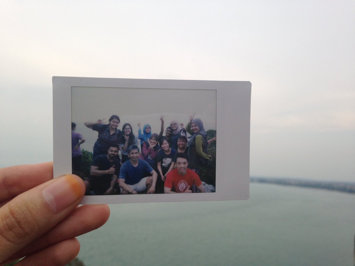 FH_Hani's tweet photo. #CMSteam #AquariumSquad #PDtrip Outing day! Thanks for the fun &amp; memories 😘🎈 https://t.co/lKlD5pKVII
