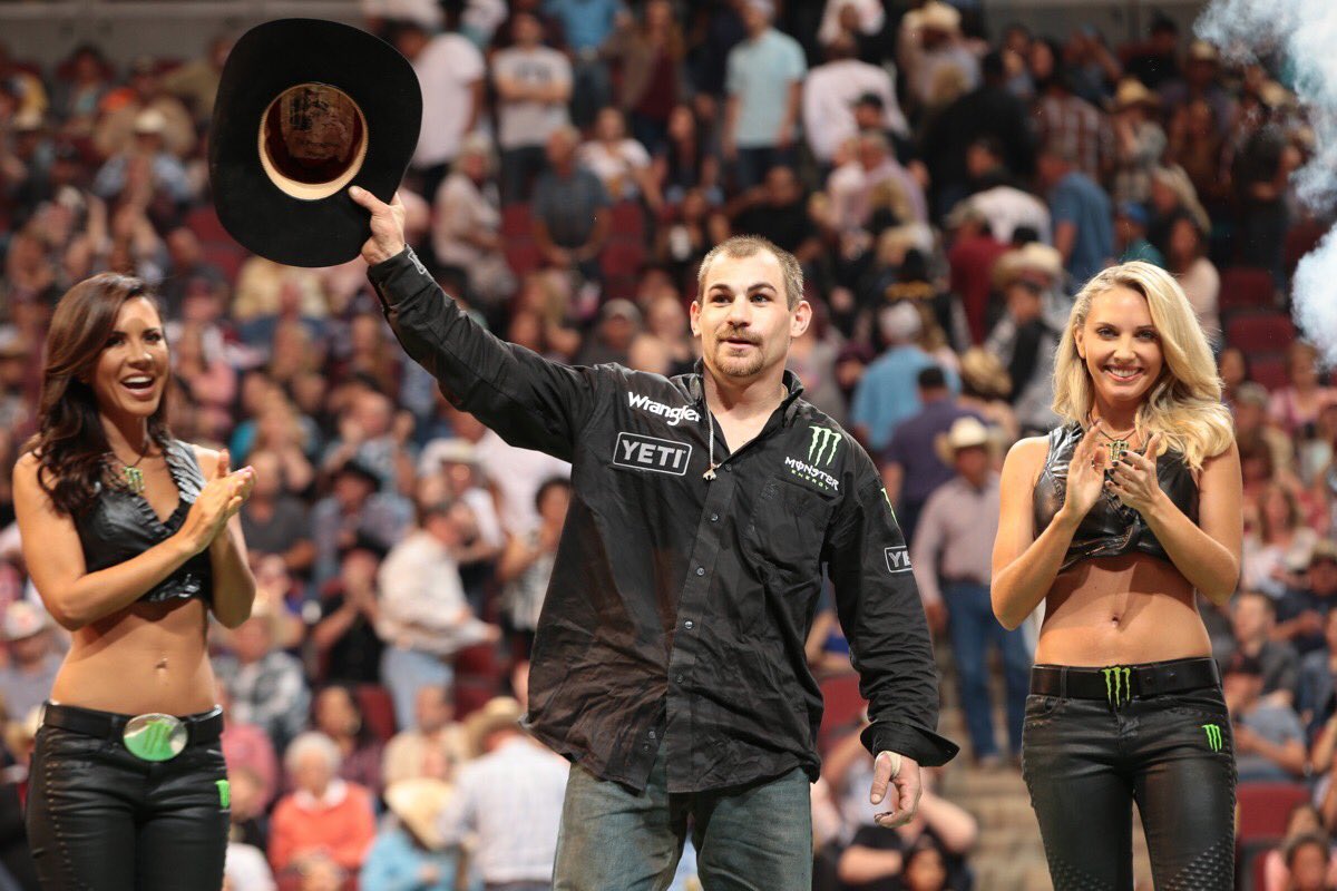 PBR's tweet photo. Your Round One winner, @OutlawChase! https://t.co/7aTgHhtm4z