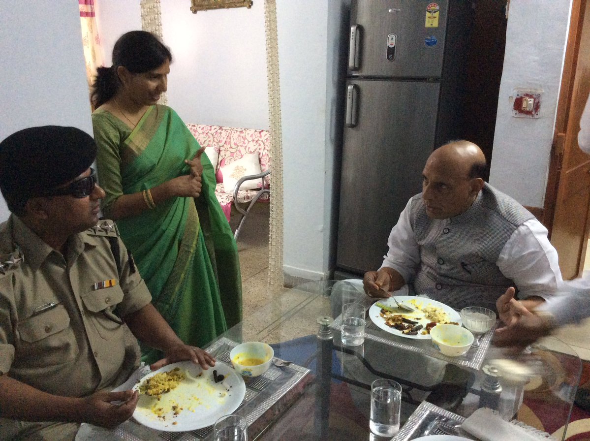 timesofindia's tweet image. Why Home Minister @rajnathsingh was at this BSF officer&apos;s home toi.in/8mpBma