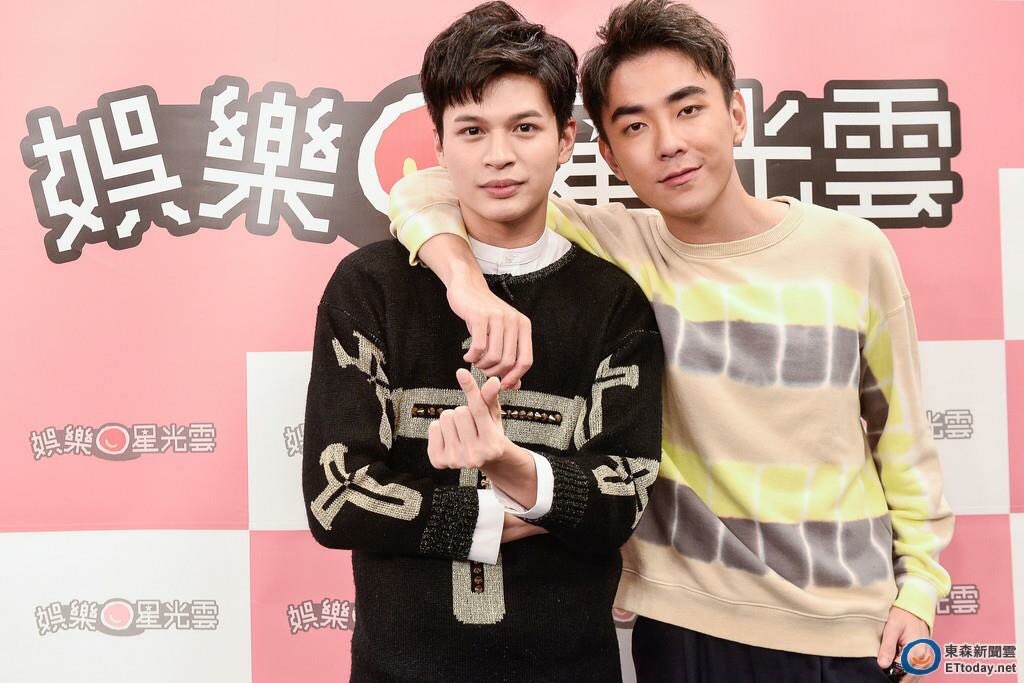 bernardteddyth's tweet photo. [HQ] 170316 #SenYou - ETtoday Live
#SenJun #Bernard #森竣 #Teddy #任祐成 #RenYouCheng #HIStorywebseries 
Link : https://t.co/C0PWaofQ54 https://t.co/8K2OkO15LH