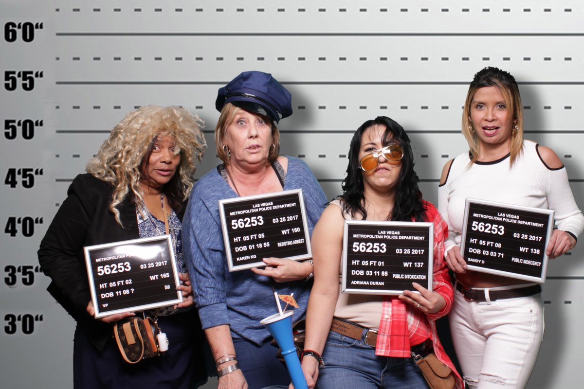 IGMIVjk's tweet photo. Get your girls and go wild, Vegas style! #igmivjk #grandbazaarlv #lasvegasnv https://t.co/3rKHuzHVB7