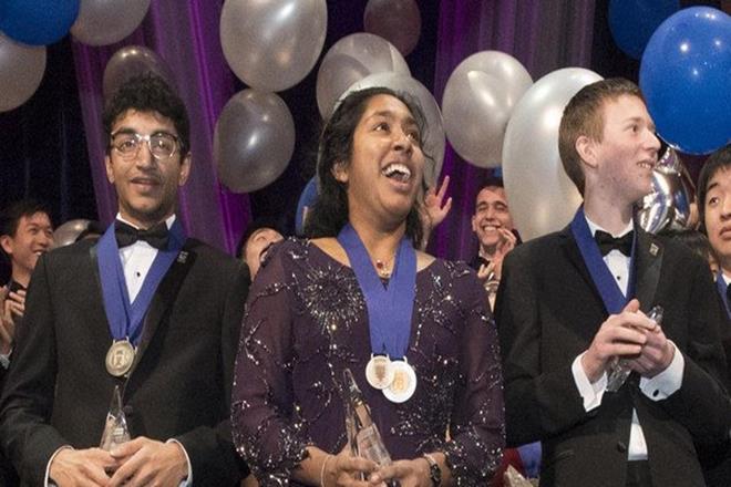 FinancialXpress's tweet photo. Rebellion led Indian-American teen #IndraniDas to $250,000 science prize
https://t.co/s8rfRgtlhr https://t.co/d7vxlxa6bx