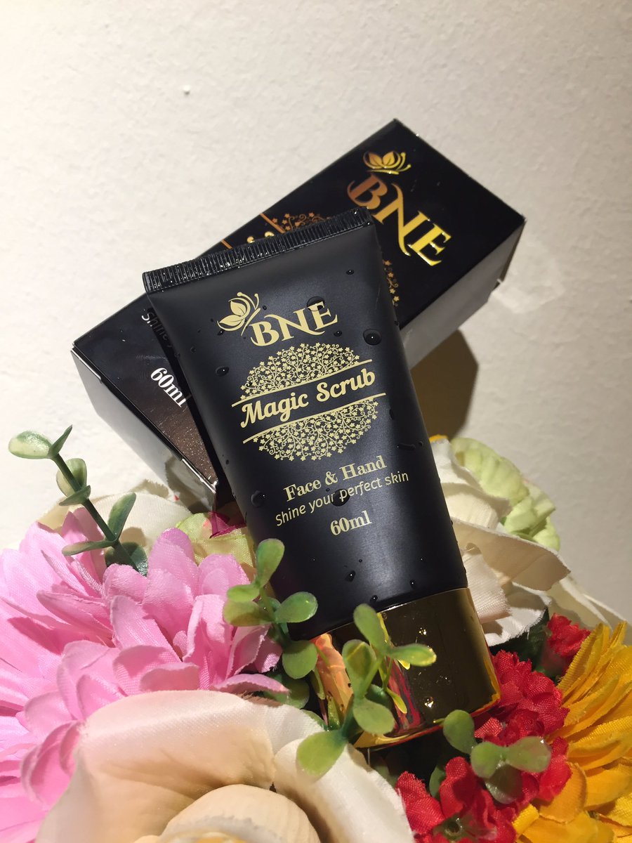 cekyaaaaa's tweet photo. Hai :) saya ada promotion untuk awak awak ni. Meh whatsapp #0177703987 detail for #magicscrubBNE ni. Harini order esuk terus post ! ๐ https://t.co/7Ic6mJv78e