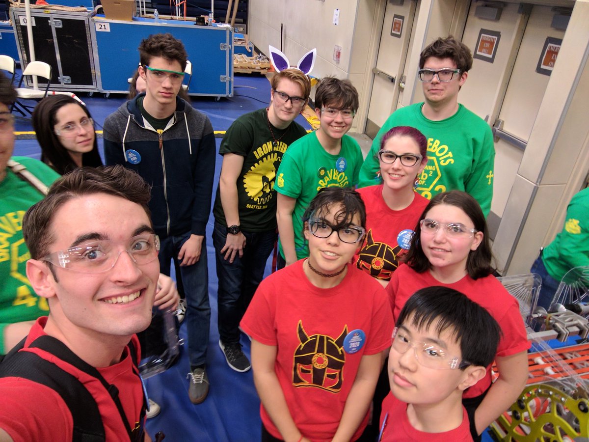 FRC2928's tweet photo. Great win guys! With @IronRiders4180 and 4682 https://t.co/bXw1fnvpir