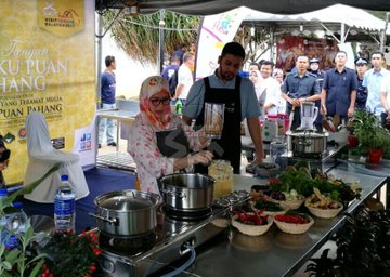 Raja Permaisuri Agong Cantik, Bijak, Cukup Cekap Memasak – YDP Agong