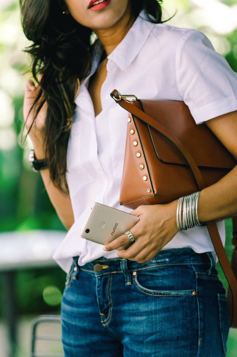 nischita_b's tweet photo. Hope U got to see my new post featuring @nubia_India. More details on my blog.
#MightyReturnS #NubiaIndia Check ππΌhttps://t.co/ixxHBLTaeP https://t.co/u9Eq7FyEHA