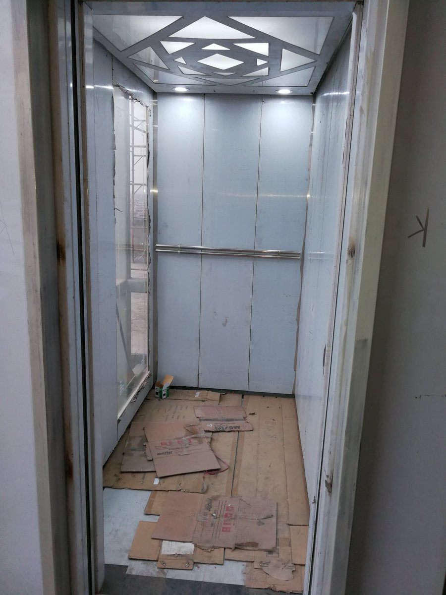 City Tower Peshawar 2 panoramic Lifts 11/11, 1000kg