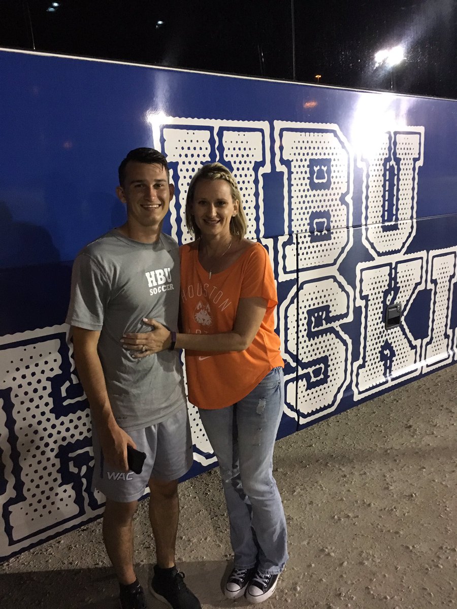 ATriolet's tweet photo. 8 total hours of driving to see this kid play 20 minutes of soccer!!! I would say the numbers add up!!! ❤⚽️ #9isback #andsoismommaapril https://t.co/yFVVsJD4xZ