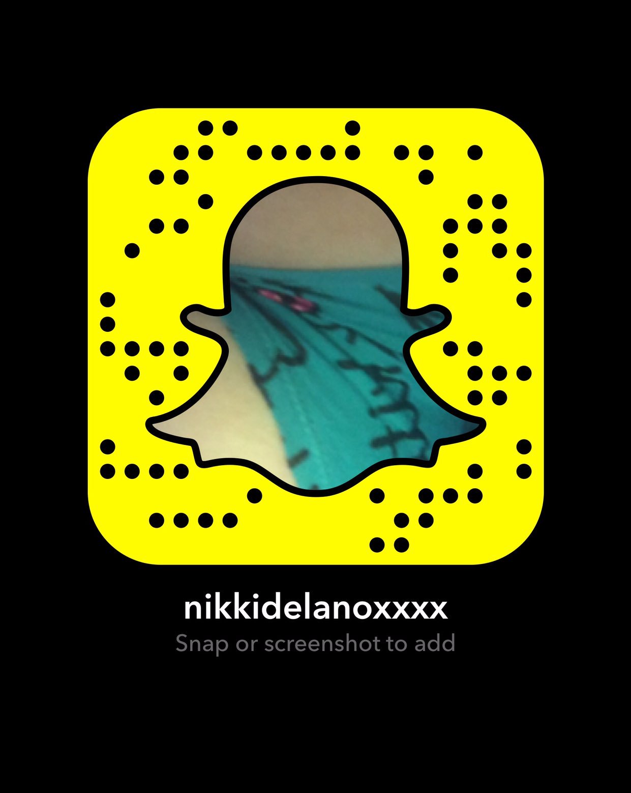 Check out my public Snapchat see my bts from my photoshoot today 🌟Nikkidelanoxxxx with 4xs https://t